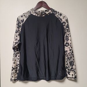 UvSkinz Black and Ivory Floral Sunwear 50+ Protection Beach Travel